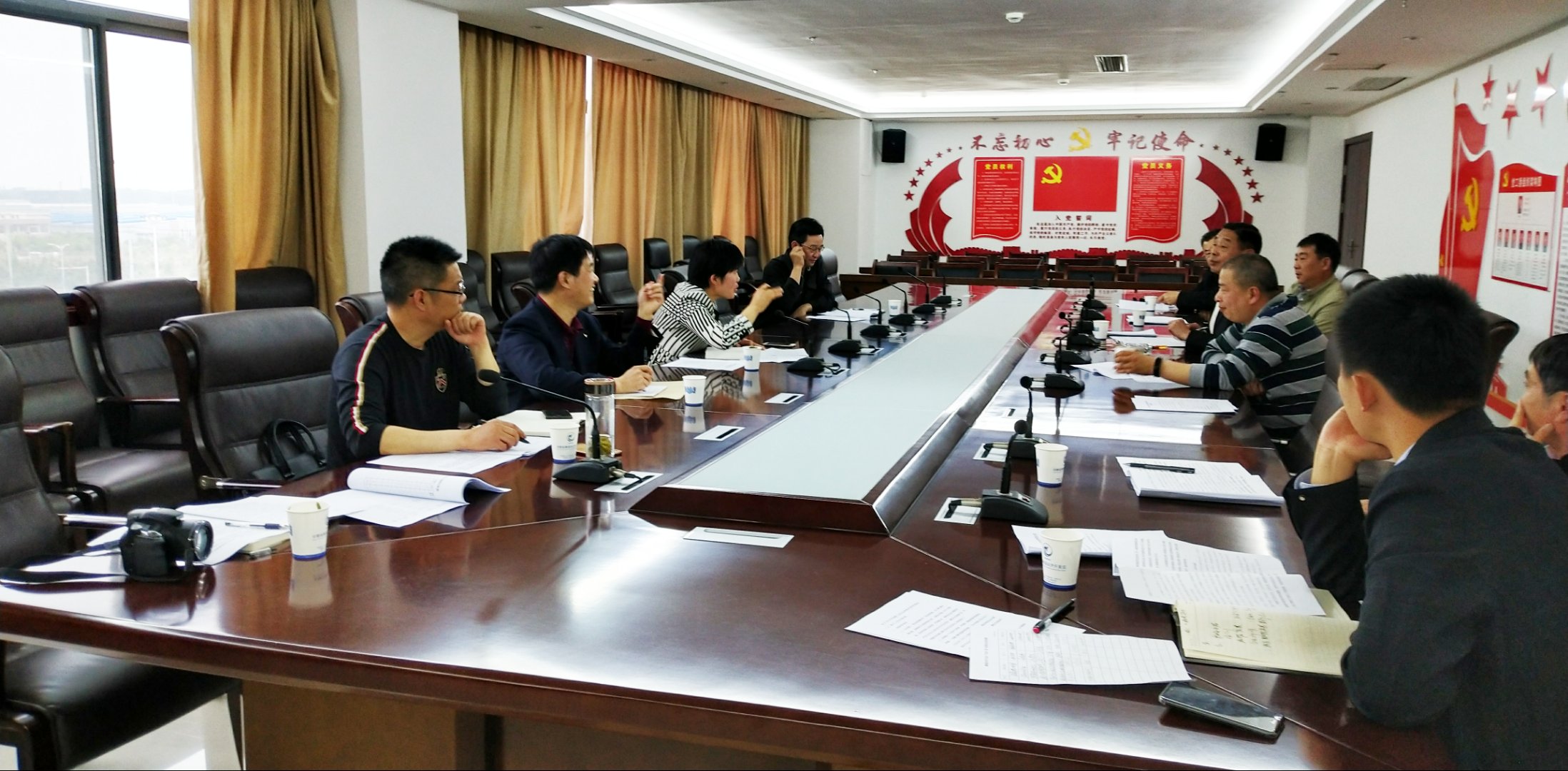 倾听企业呼声 助推民营实体经济发展